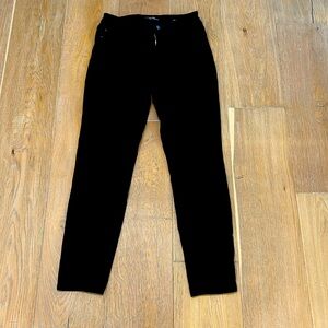 Sexy Curve Guess Black Jeans Size 28. Mid rise.